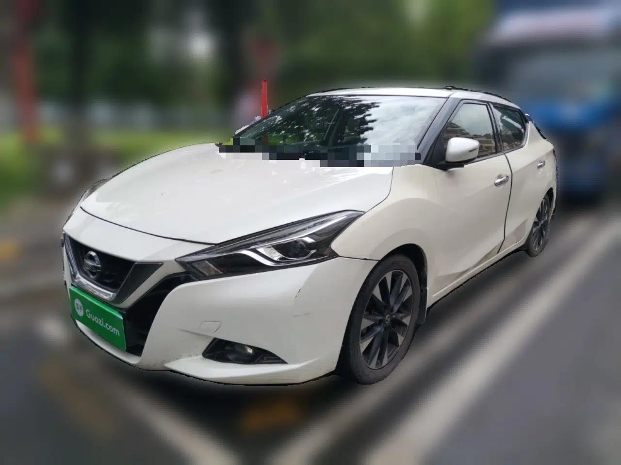 Nissan Lannia 2016 1.6L CVT Smart Cool Edition — миниатюра 1