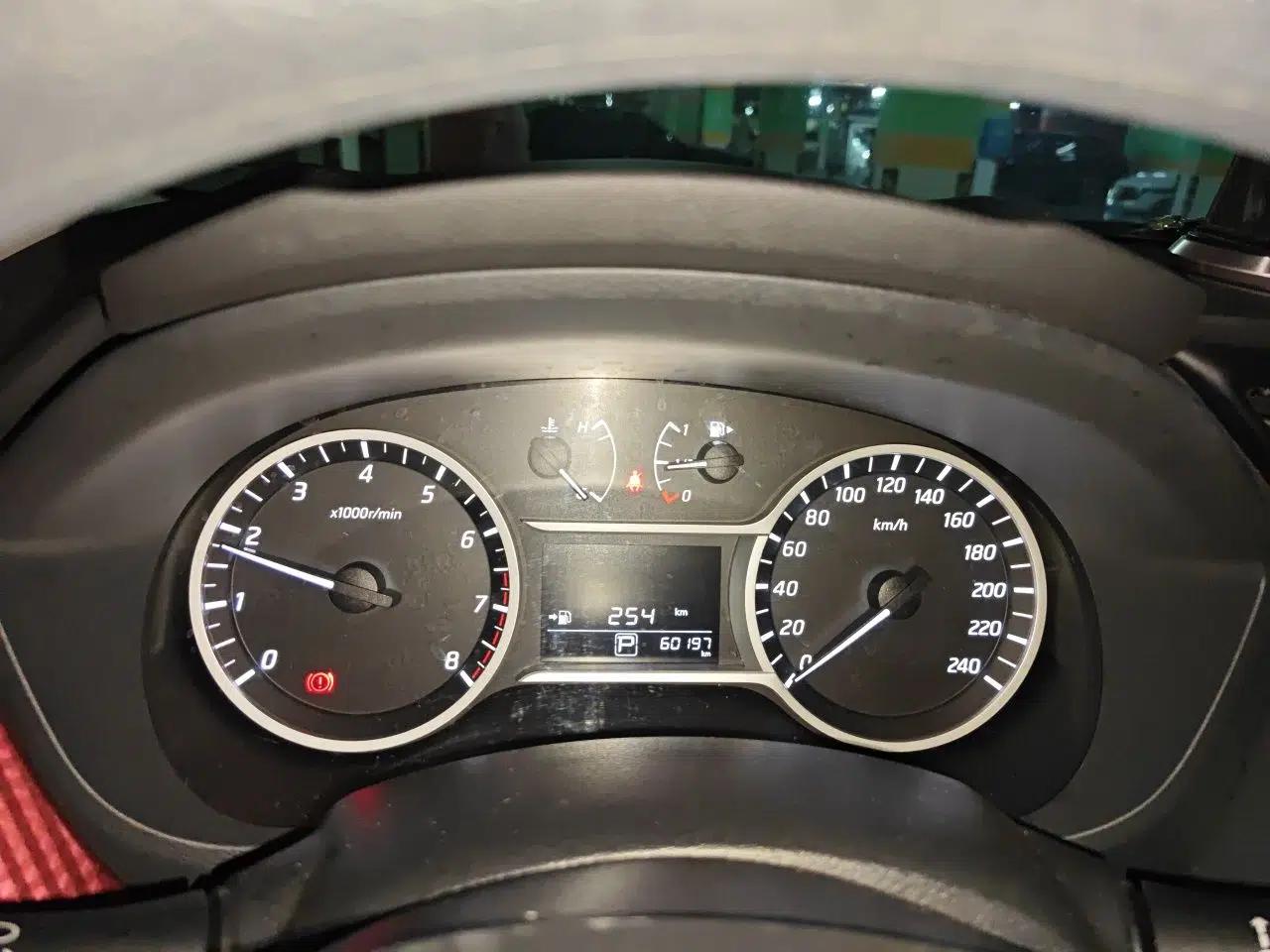 Nissan Lannia 2019 1.6L CVT Cool Edition China VI — миниатюра 11