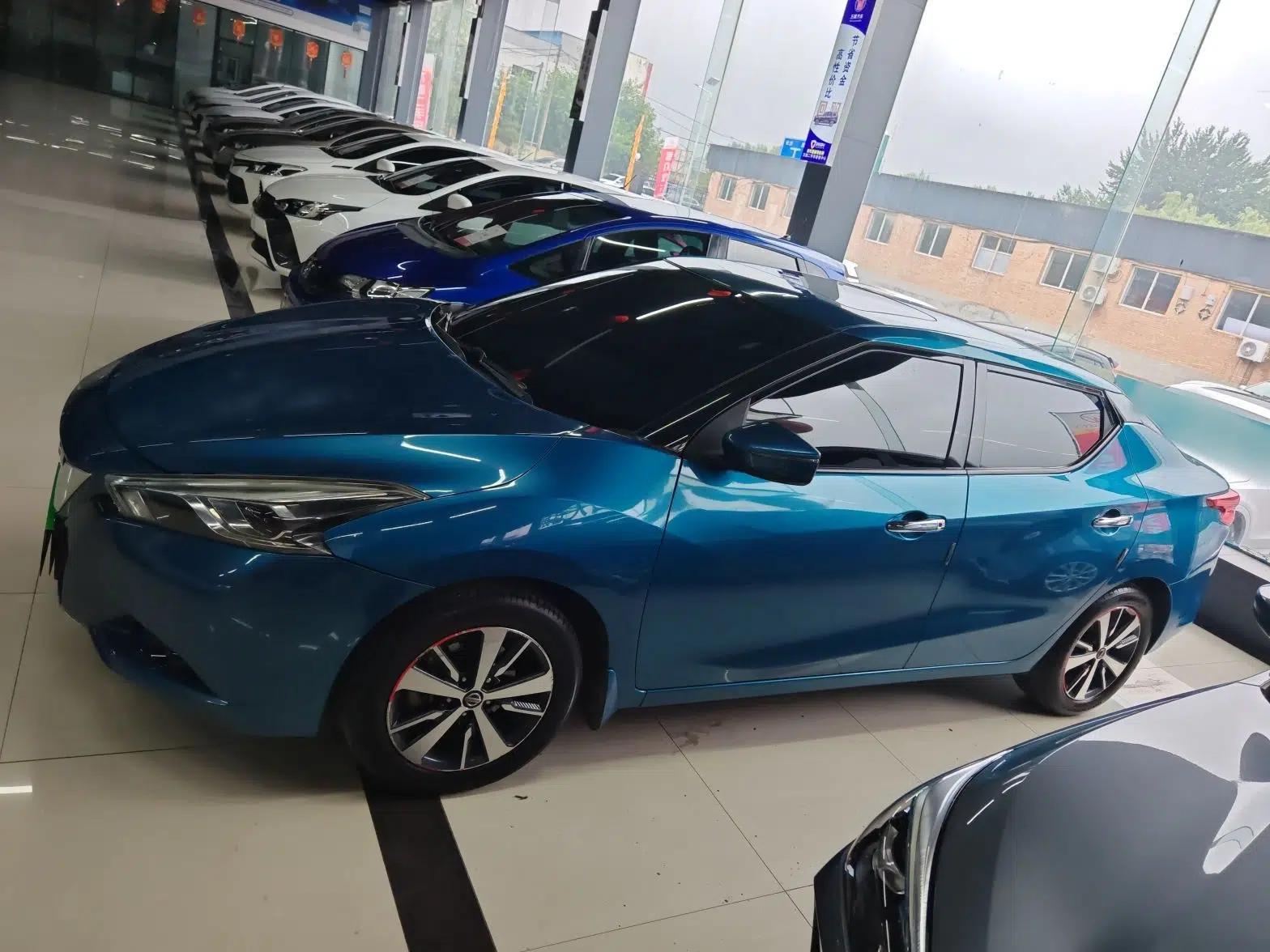 Nissan Lannia 2016 1.6L CVT Cool Edition — миниатюра 6