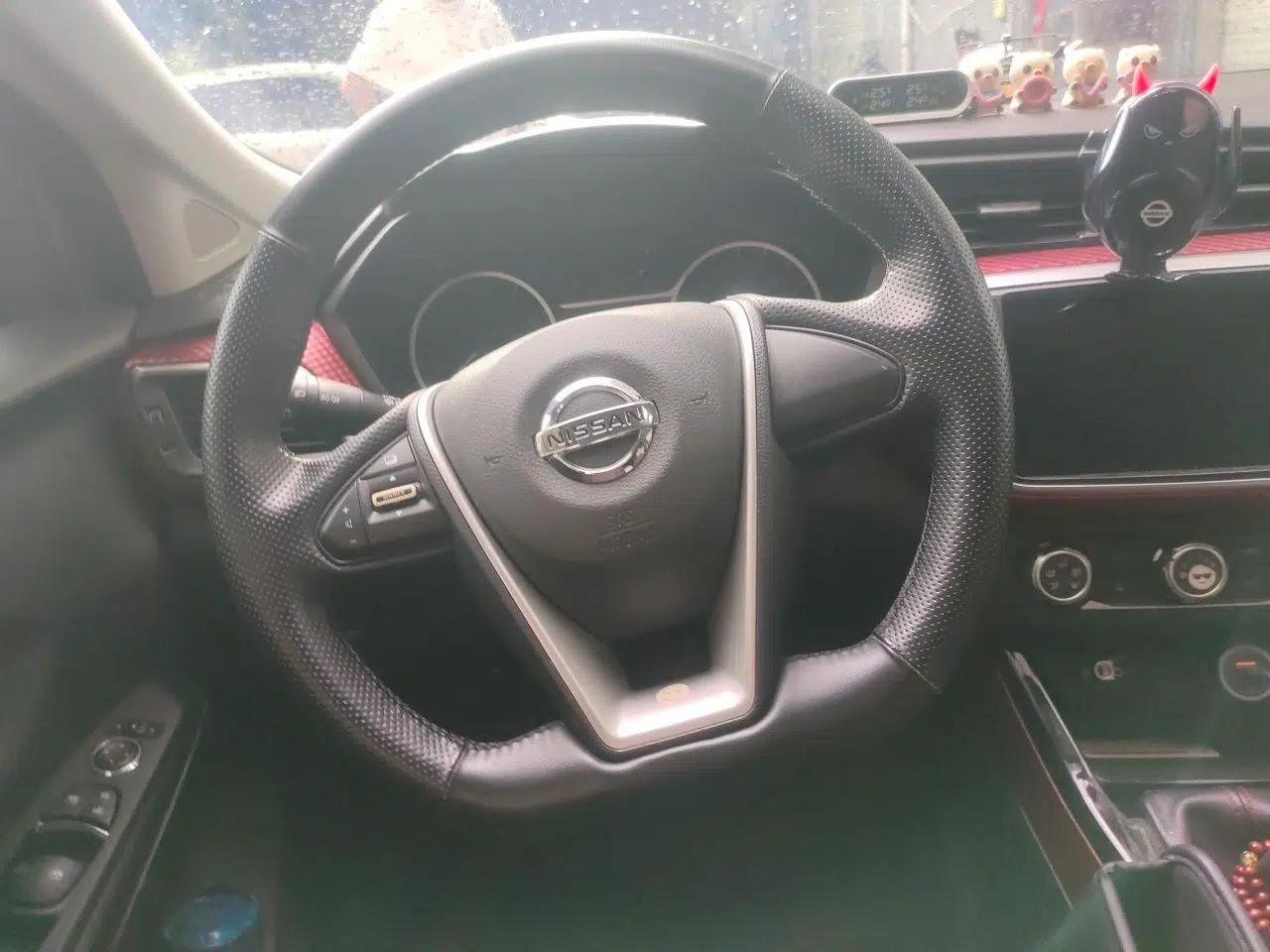 Nissan Lannia 2018 1.6L Manual Cool Trendy Sound Edition — миниатюра 10