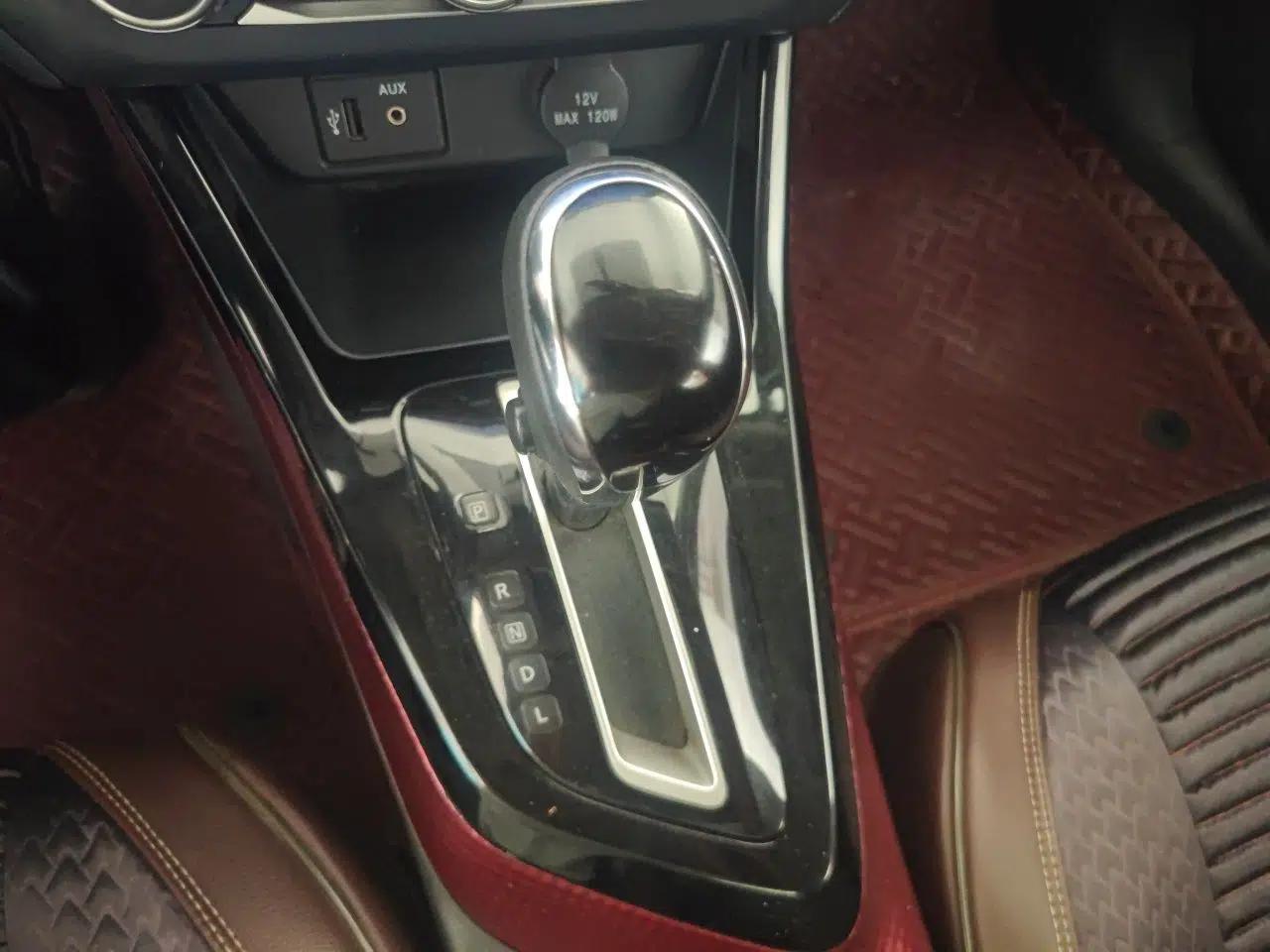 Nissan Lannia 2020 1.6L CVT Cool Edition — миниатюра 14