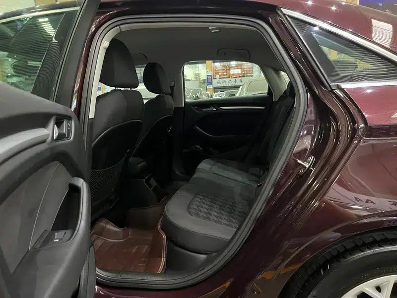 Audi A3 2016 Limousine 35 TFSI Progressive — миниатюра 11