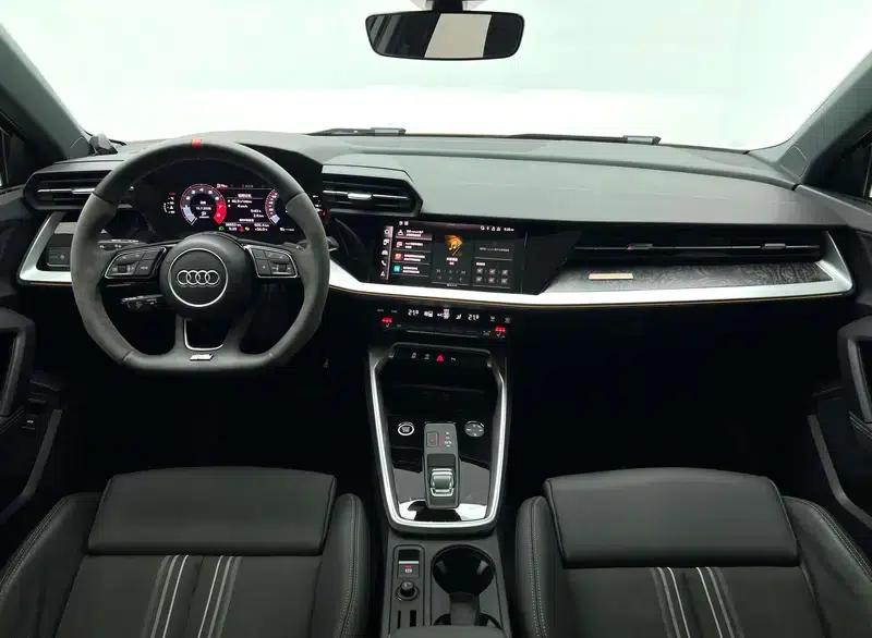 Audi A3 2021 Sportback 35 TFSI Fashion Sport — миниатюра 17