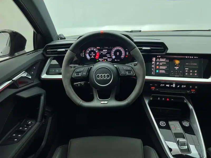 Audi A3 2021 Sportback 35 TFSI Fashion Sport — миниатюра 18
