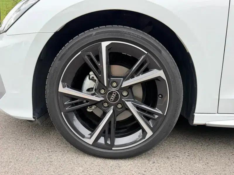 Audi A3 2022 Sportback 35 TFSI Fashion Sport — миниатюра 10