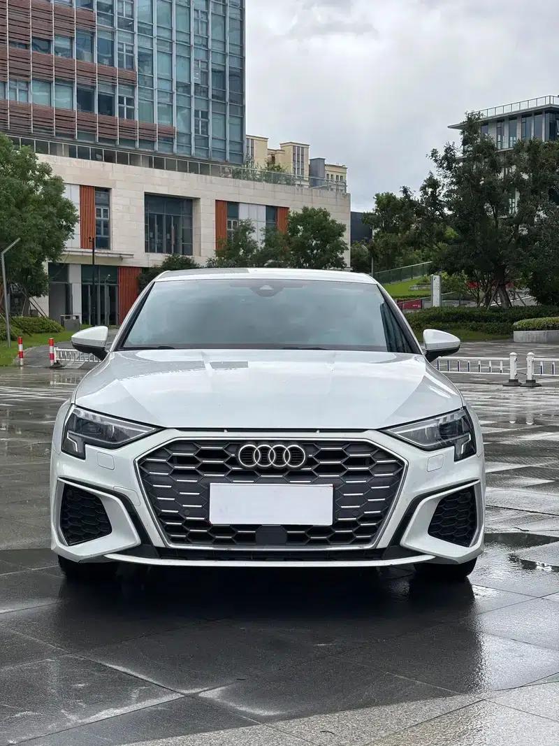 2021 Audi A3 A3L Limousine 35 TFSI Progressive Sport — миниатюра 2