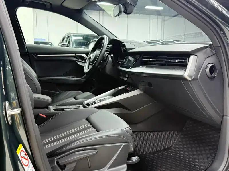 Audi A3 2023 Sportback 35 TFSI Fashion Sport — миниатюра 16
