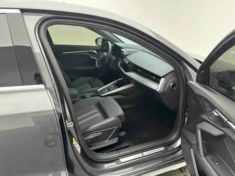 Audi A3 2023 Facelift A3L Limousine 35 TFSI Sporty Edition — миниатюра 11