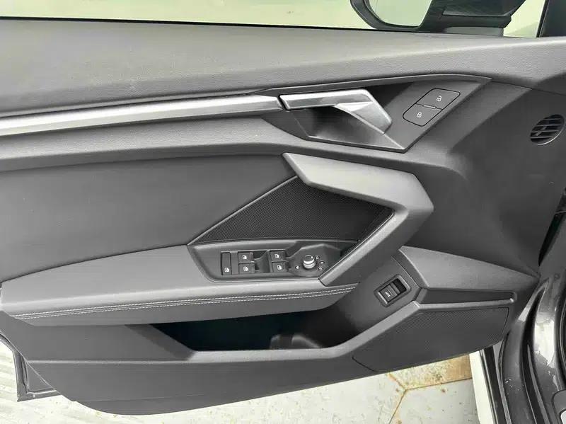 Audi A3 2023 Facelift A3L Limousine 35 TFSI Sporty Edition — миниатюра 9