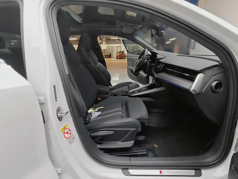 Audi A3 2023 Facelift A3L Limousine 35 TFSI Sporty Edition — миниатюра 22