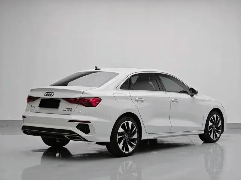 Audi A3 2023 Facelift A3L Limousine 35 TFSI Sporty Edition — миниатюра 6