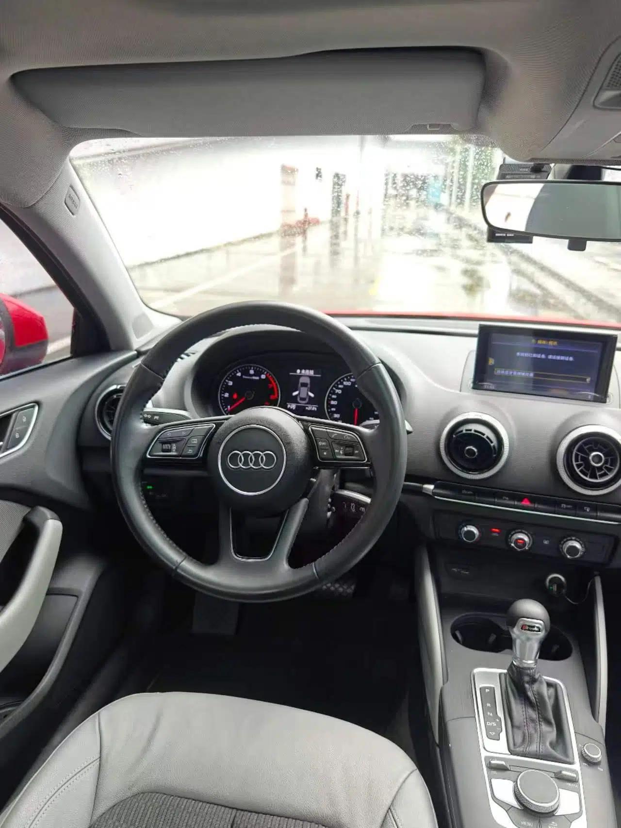 Audi A3 2017 Sportback 35 TFSI Fashion Edition — миниатюра 10
