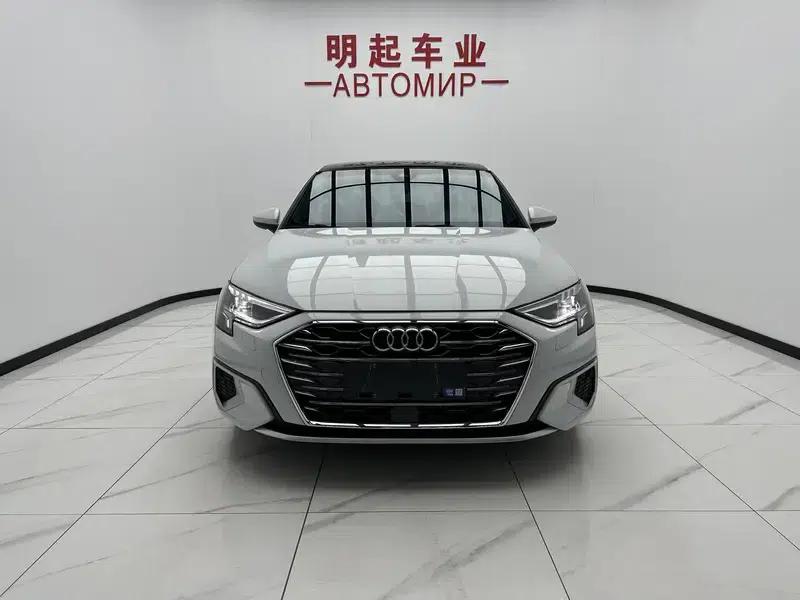 Audi A3 2024 Sportback 35 TFSI Luxury Elegance — миниатюра 2