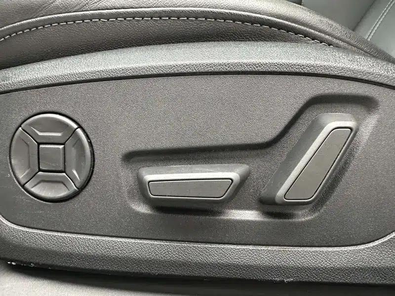 Audi A3 2024 Sportback 35 TFSI Luxury Elegance — миниатюра 8