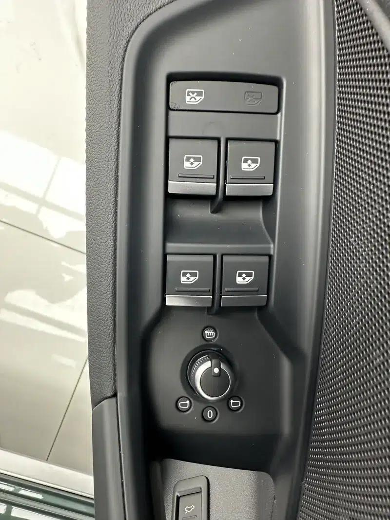 Audi A3 2023 Facelift A3L Limousine 35 TFSI Sporty Edition — миниатюра 13