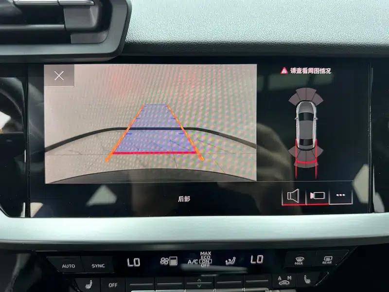 Audi A3 2023 Facelift A3L Limousine 35 TFSI Sporty Edition — миниатюра 9