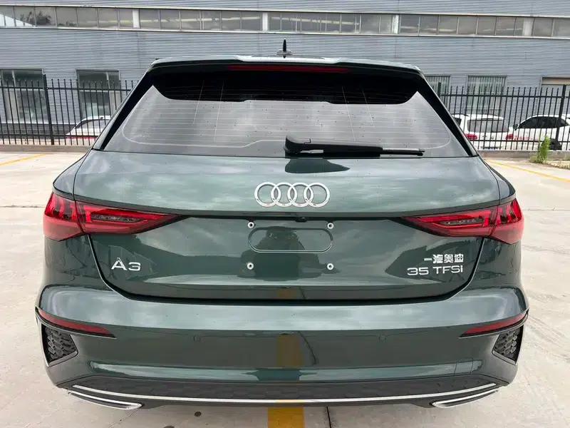 Audi A3 2023 Facelift Sportback 35 TFSI Fashion Sporty Model — миниатюра 5