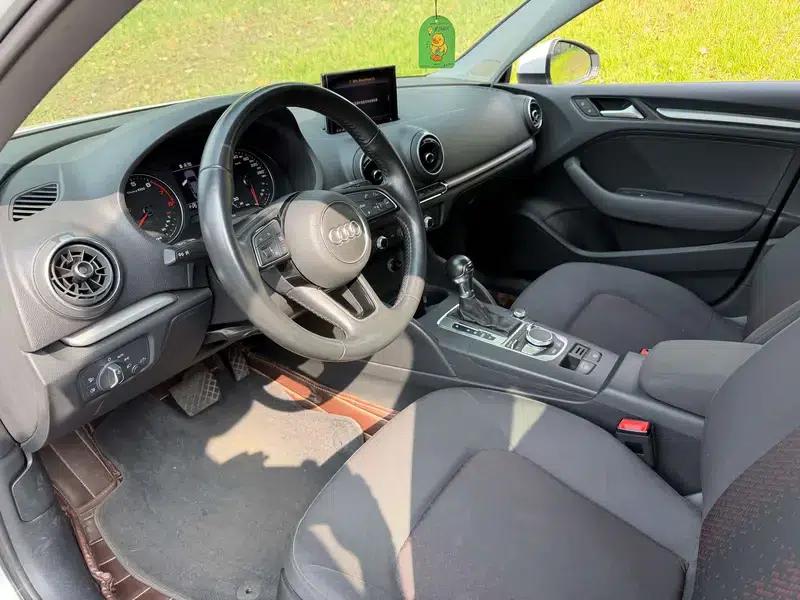Audi A3 2018 30th Anniversary Edition Limousine 35 TFSI Progressive — миниатюра 10
