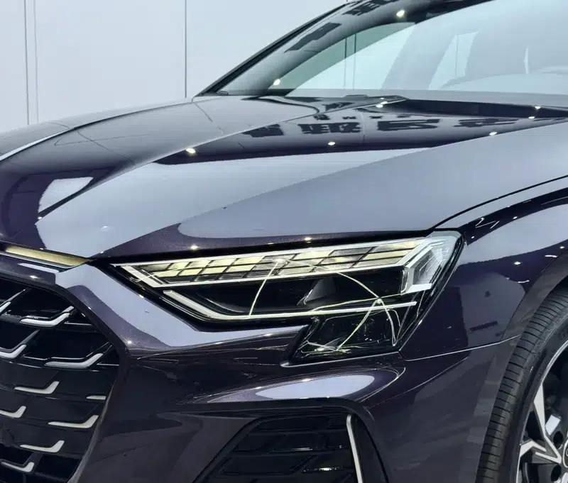 Audi A3 2025 Sportback 35 TFSI Flying Spur Luxury Edition — миниатюра 15