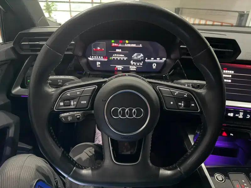 Audi A3 2022 Sportback 35 TFSI Luxury Sport — миниатюра 15