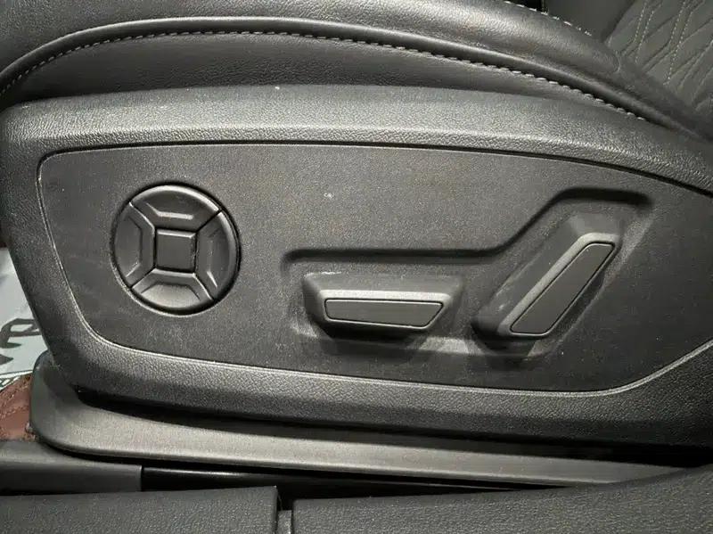 Audi A3 2022 Sportback 35 TFSI Luxury Sport — миниатюра 17