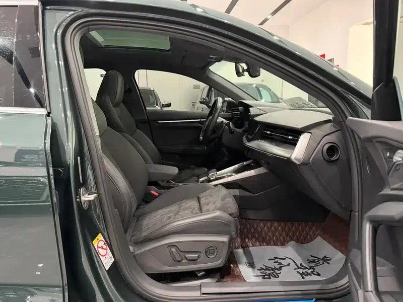 Audi A3 2022 Sportback 35 TFSI Luxury Sport — миниатюра 10