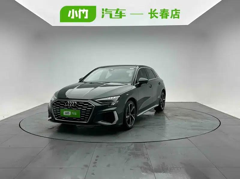 Audi A3 2023 Facelift Sportback 35 TFSI Fashion Sporty Model — миниатюра 1