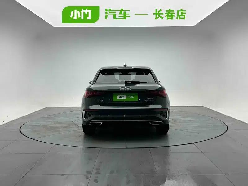 Audi A3 2023 Facelift Sportback 35 TFSI Fashion Sporty Model — миниатюра 4