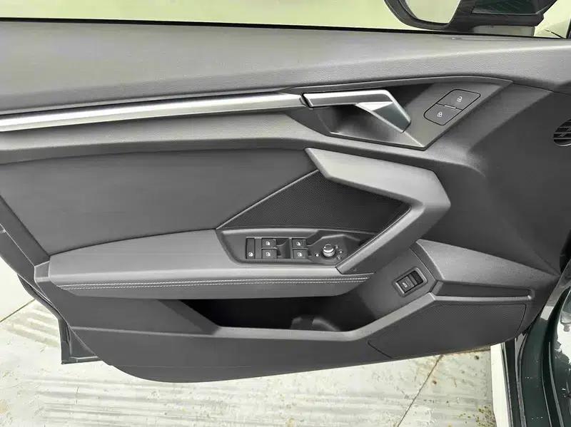 Audi A3 2023 Facelift A3L Limousine 35 TFSI Sporty Edition — миниатюра 7