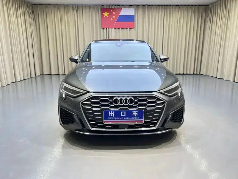 Audi A3 2023 Facelift Sportback 35 TFSI Fashion Sporty Model — миниатюра 2