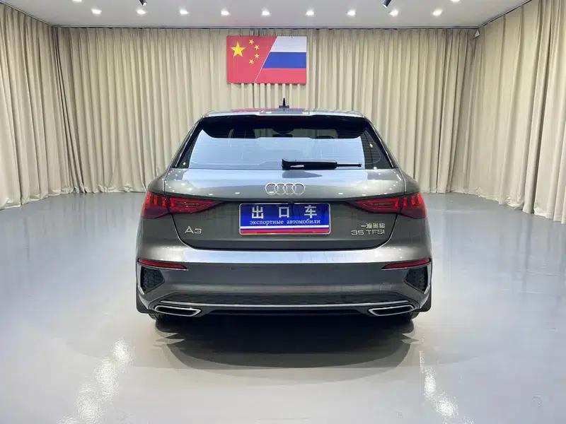 Audi A3 2023 Facelift Sportback 35 TFSI Fashion Sporty Model — миниатюра 5