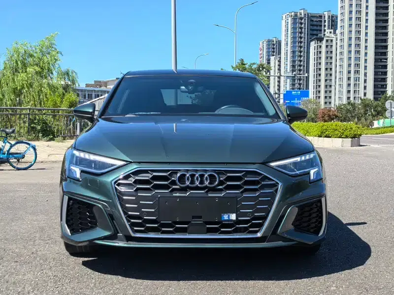 Audi A3 2023 Facelift A3L Limousine 35 TFSI Sporty Edition — миниатюра 2