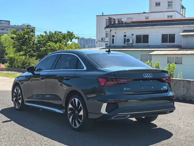 Audi A3 2023 Facelift A3L Limousine 35 TFSI Sporty Edition — миниатюра 4