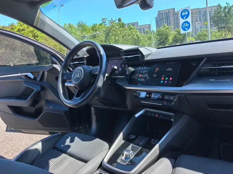 Audi A3 2023 Facelift A3L Limousine 35 TFSI Sporty Edition — миниатюра 9