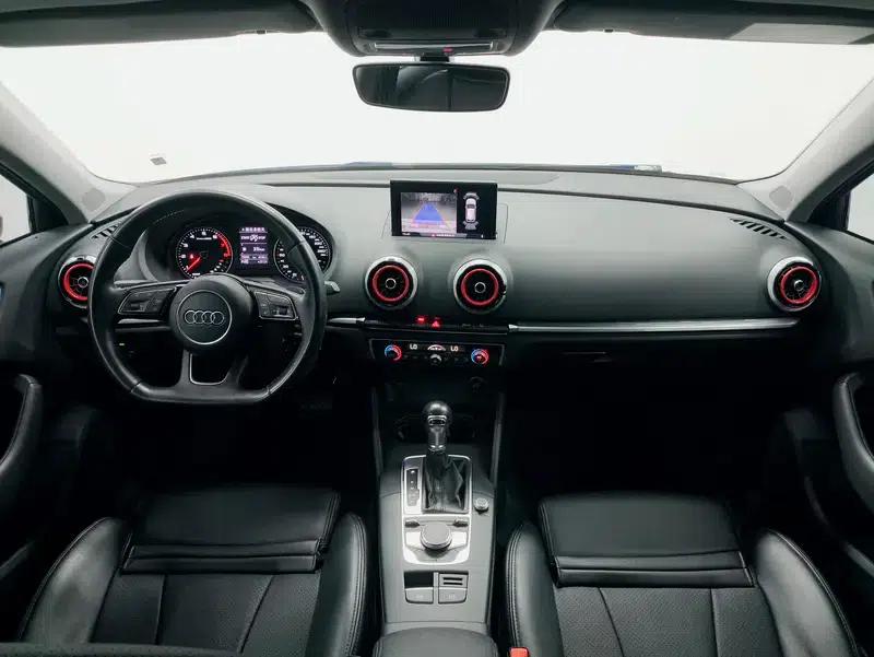 Audi A3 2018 30th Anniversary Edition Sportback 35 TFSI — миниатюра 14