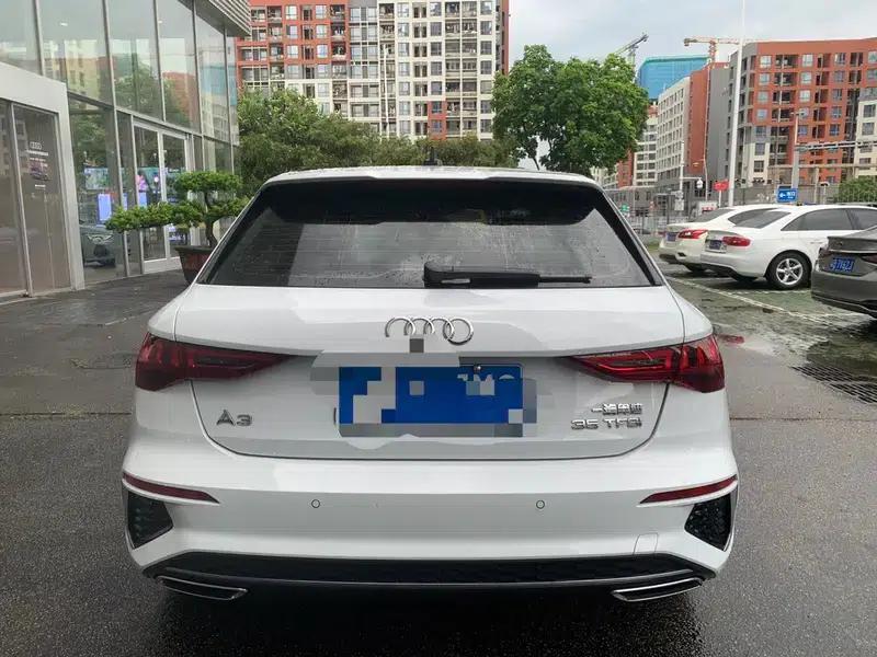 Audi A3 2023 Sportback 35 TFSI Fashion Sport — миниатюра 3