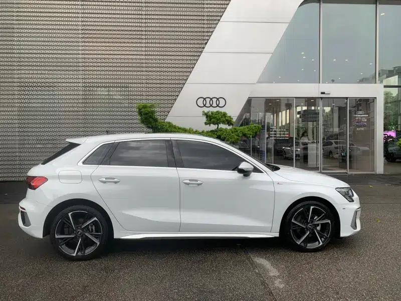 Audi A3 2023 Sportback 35 TFSI Fashion Sport — миниатюра 5