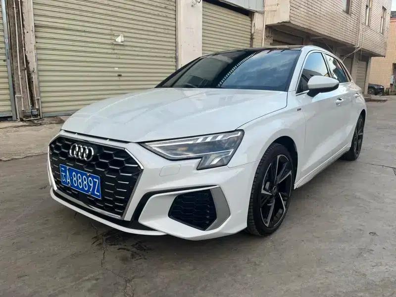 Audi A3 2024 Sportback 35 TFSI Progressive Elegance — миниатюра 1