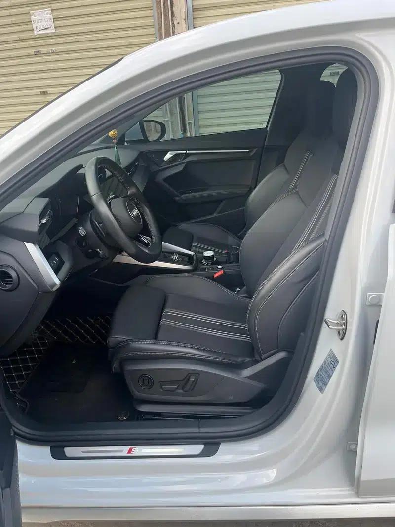 Audi A3 2024 Sportback 35 TFSI Progressive Elegance — миниатюра 15