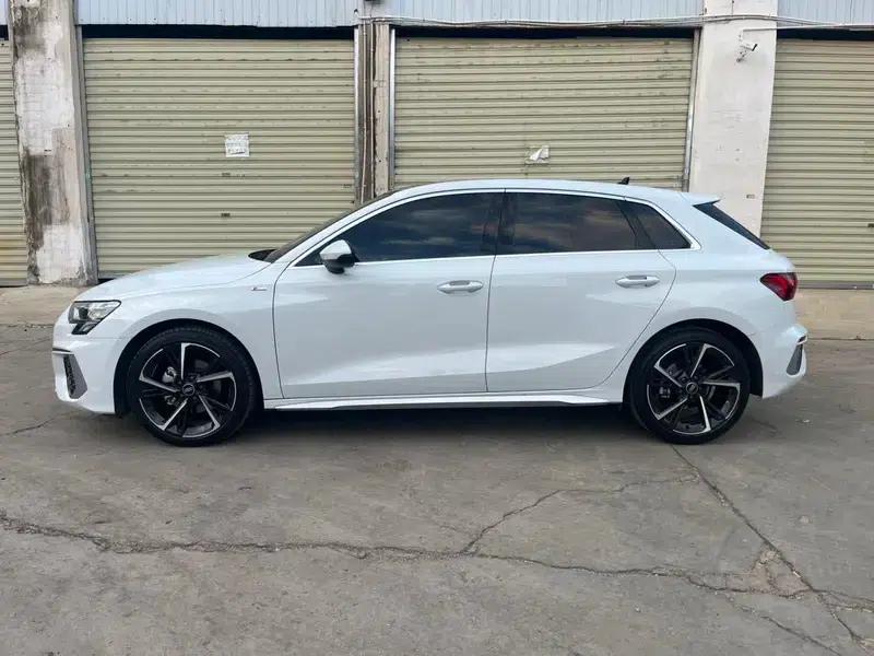 Audi A3 2024 Sportback 35 TFSI Progressive Elegance — миниатюра 4