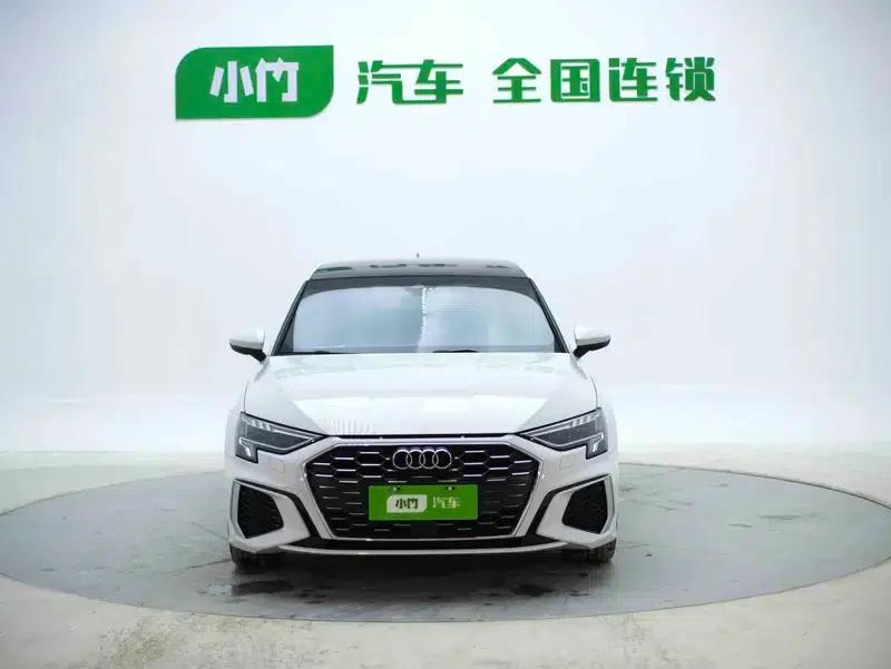 Audi A3 2023 Sportback 35 TFSI Fashion Sport — миниатюра 2
