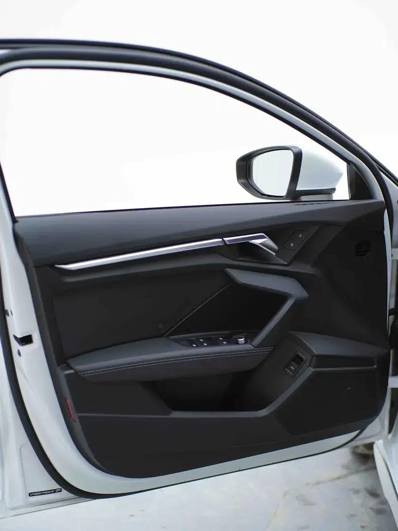 Audi A3 2023 Sportback 35 TFSI Fashion Sport — миниатюра 12