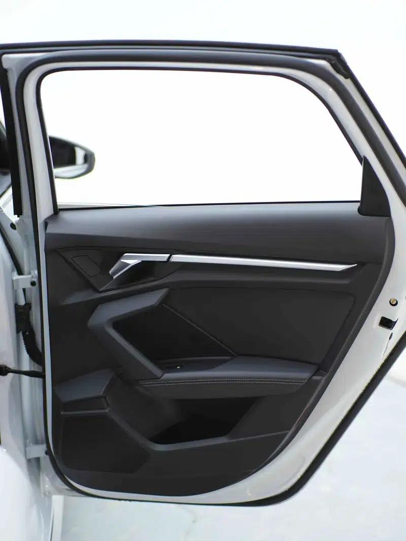 Audi A3 2023 Sportback 35 TFSI Fashion Sport — миниатюра 14