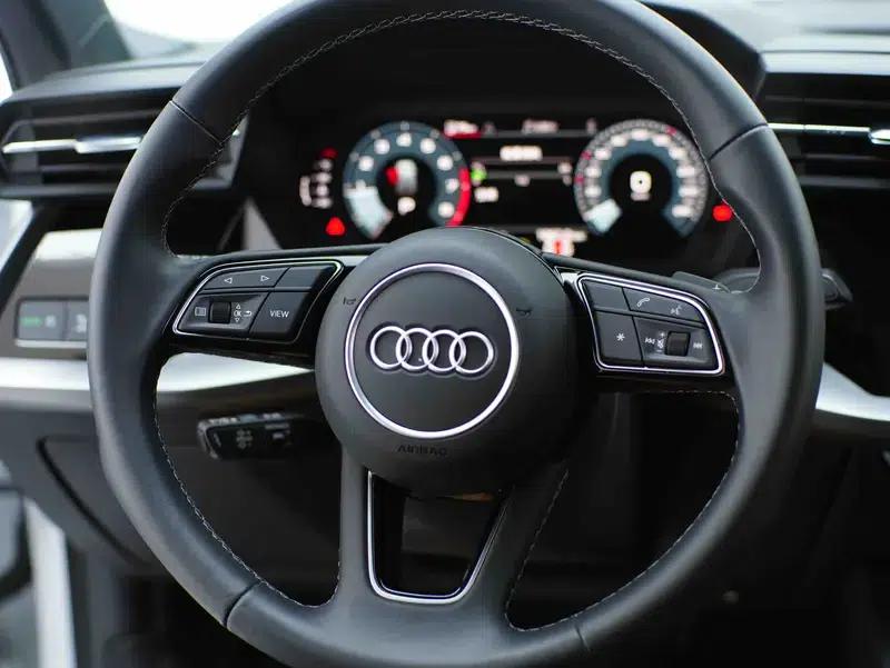 Audi A3 2023 Sportback 35 TFSI Fashion Sport — миниатюра 20