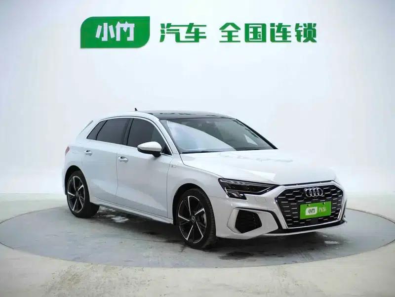Audi A3 2023 Sportback 35 TFSI Fashion Sport — миниатюра 3