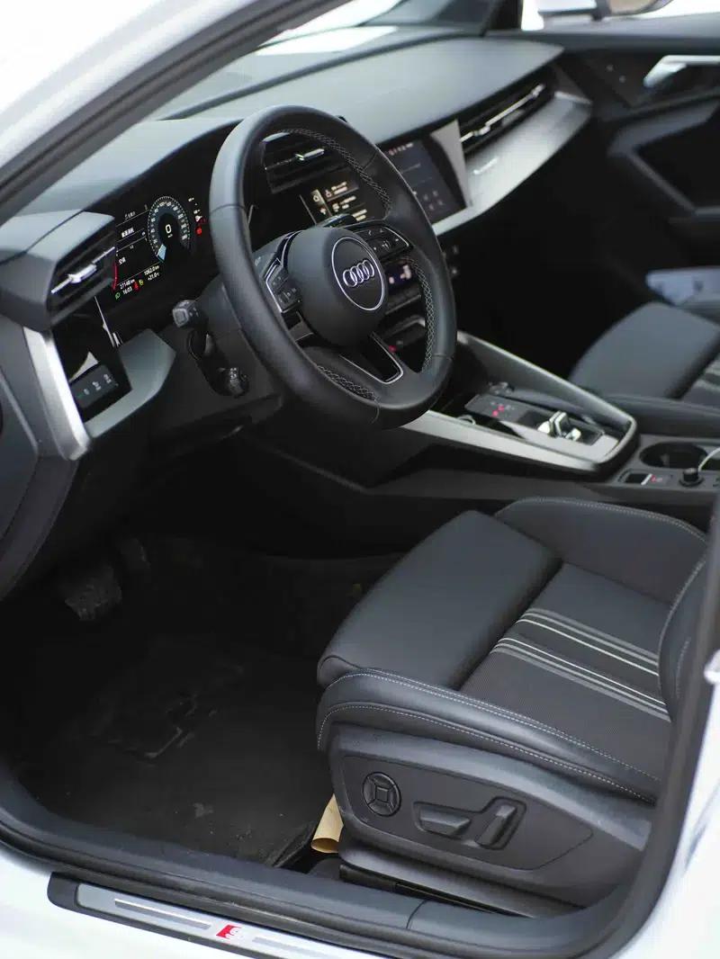 Audi A3 2023 Sportback 35 TFSI Fashion Sport — миниатюра 30