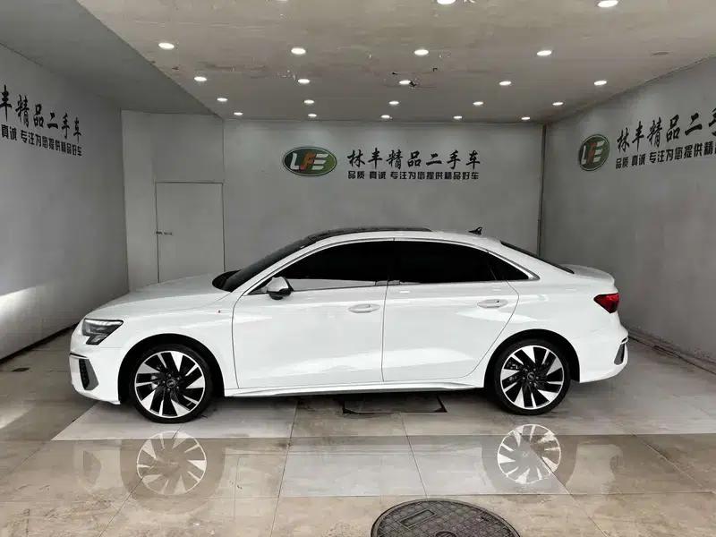 2024 Audi A3 A3L Limousine 35 TFSI Fashion Sport — миниатюра 4