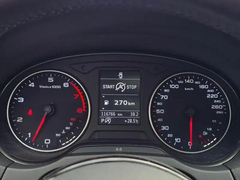 Audi A3 2015 Sportback 35 TFSI Millionth Anniversary Comfort Edition — миниатюра 6