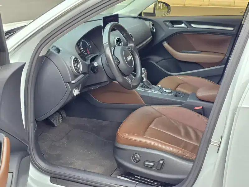 Audi A3 2015 Sportback 35 TFSI Millionth Anniversary Comfort Edition — миниатюра 7