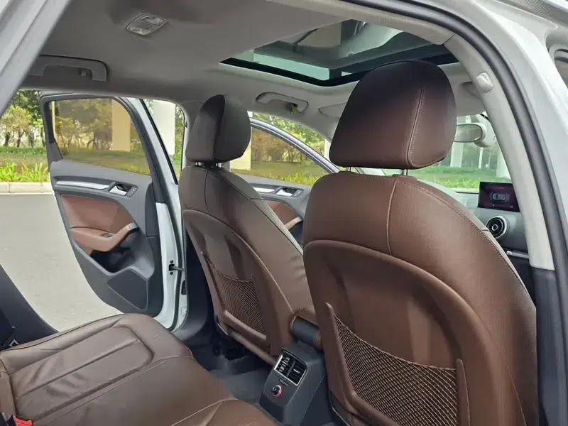 Audi A3 2015 Sportback 35 TFSI Millionth Anniversary Comfort Edition — миниатюра 9